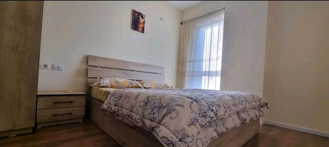 New & Great Located Apartment Near Center Тирана Экстерьер фото